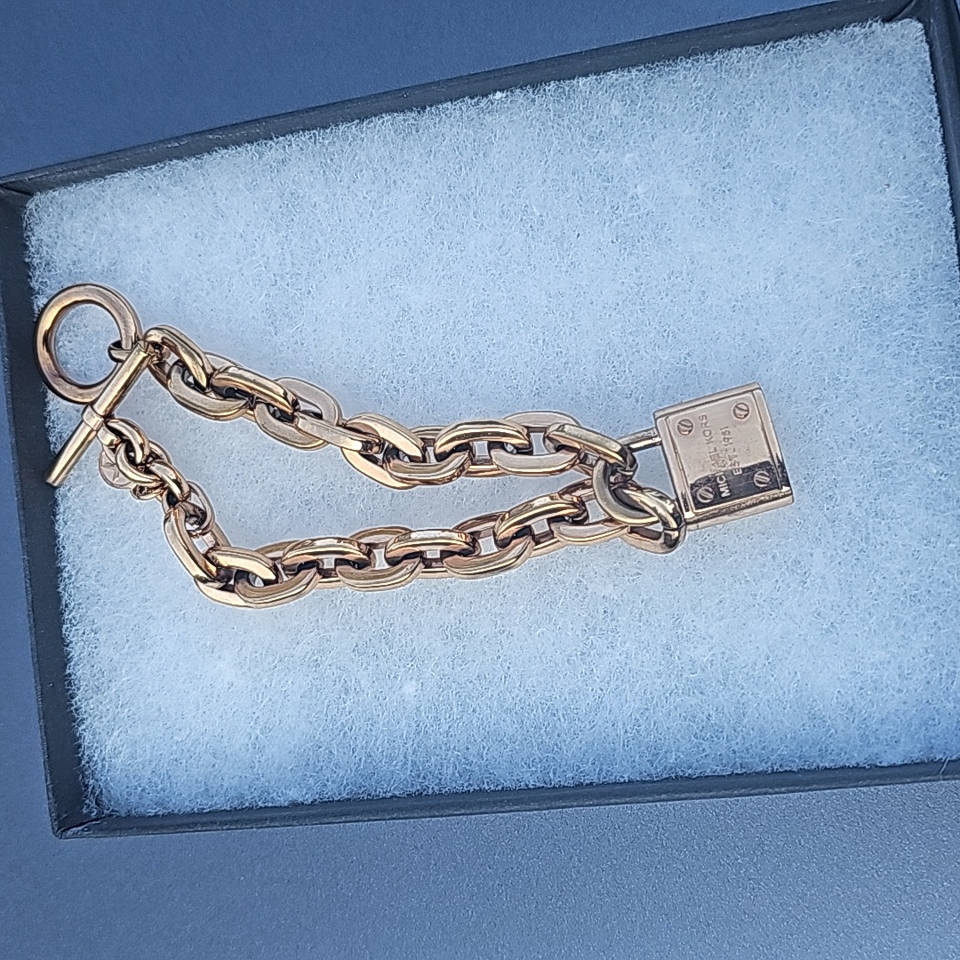Michael Kor Rose Golden Bracelet 40$